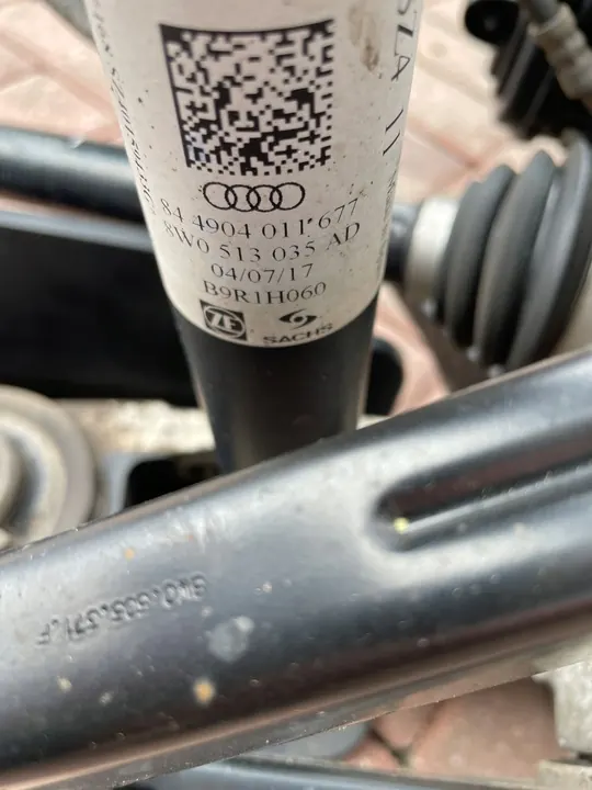 Snodo di sospensione posteriore destro Audi A4 A5 8W 8W0505432Q image 4