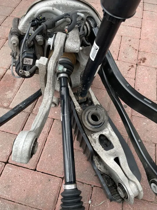 Snodo di sospensione posteriore destro Audi A4 A5 8W 8W0505432Q image 7