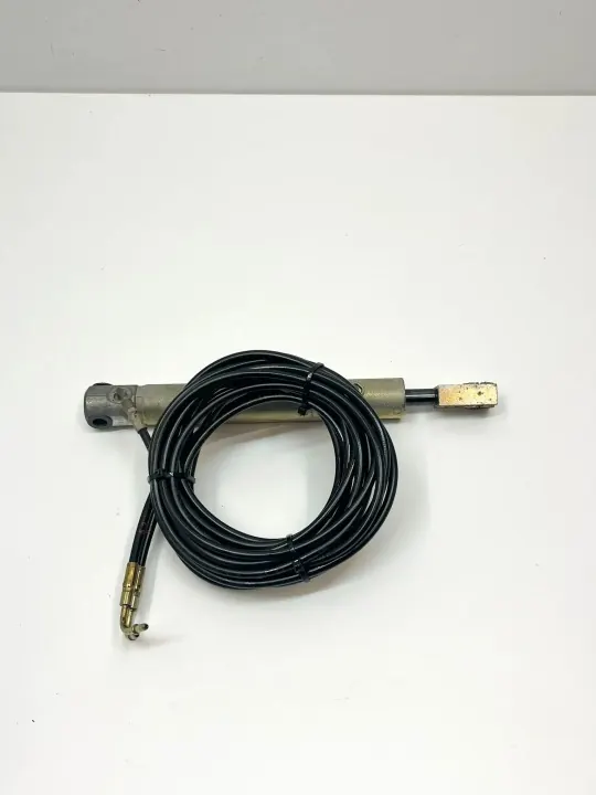 Cilindro de techo Mercedes-Benz OEM A2308001572 Usado image 5