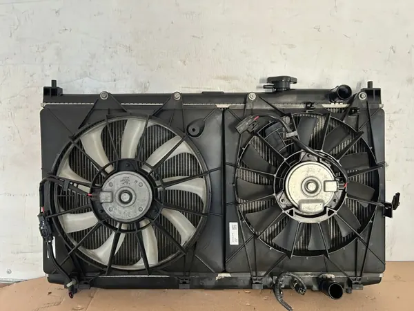 Jeu de radiateur OEM 80100-TGN-G010-M1 pour Honda Civic image 2