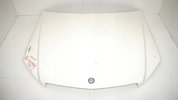 Moottorikansi OEM 371117612 Mercedes W204 2007-2011 image 2