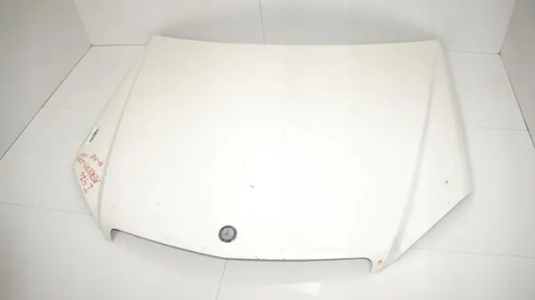 Moottorikansi OEM 371117612 Mercedes W204 2007-2011 image 3