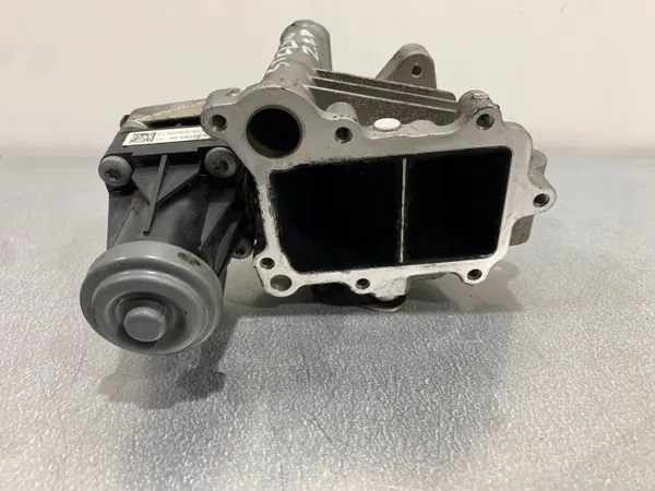Válvula EGR Alfa Romeo OEM 327572402214 - Usada image 2