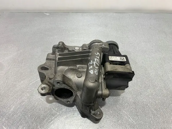 Válvula EGR Alfa Romeo OEM 327572402214 - Usada image 3