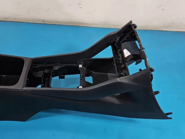 Accoudoir tunnel OEM 566863243C pour Skoda Kodiaq I image 3