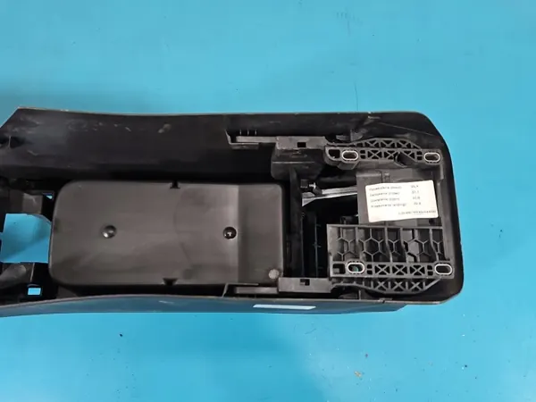 Accoudoir tunnel OEM 566863243C pour Skoda Kodiaq I image 9
