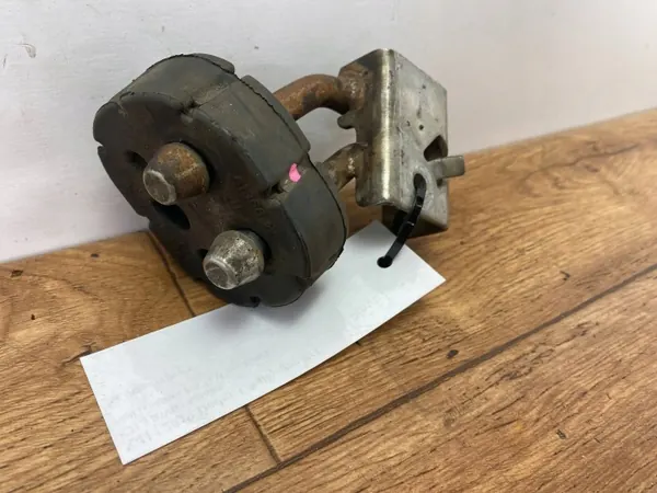 Pakoputken kiinnike OEM 52105718AEPINYA Dodge Challengerille image 8