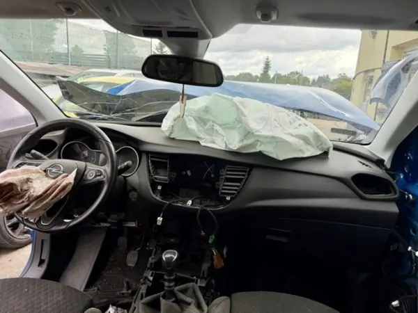 Opel Grandland X Cubierta Columna Dirección image 3
