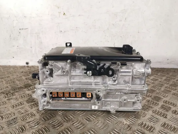 Toyota OEM 2321001704 Inversor Voltaje Usado image 2