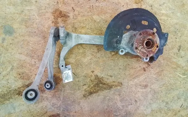 Audi A8 D3 Rechte Spurstange OEM 4E0258G - Gebraucht image 2