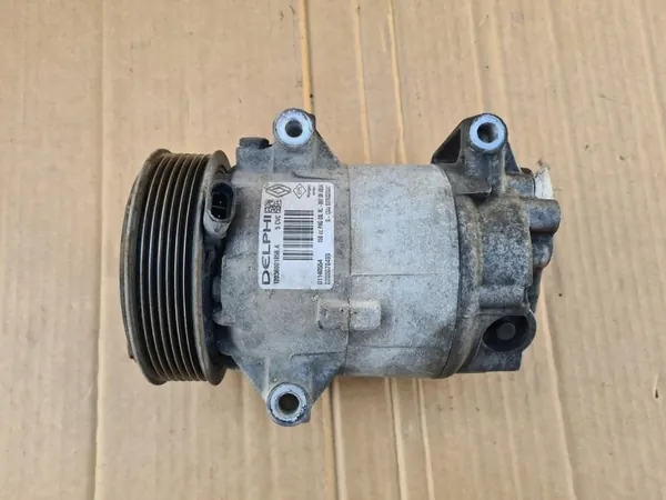 Compresseur A/C OEM 8200678499 pour Renault Scenic II image 3