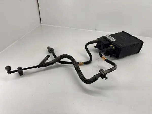 Brandstofdampfilter Ford Fusion II DG939E857B image 3