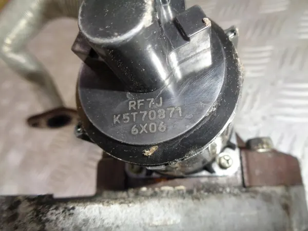 Tuyau de vanne EGR OEM K5T70871 pour Mazda 6 2.0D image 5