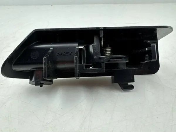 Brandstofdop houder OEM LAA13684 - Toyota Yaris Cross 2023 image 5