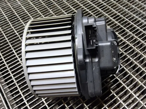 Motor do ventilador KIA Niro OEM D316CWFLA01 - Usado image 5