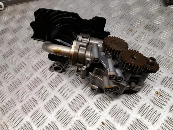 Pompe à huile OEM 079115103BE pour Audi A8 4.0 TFSI image 5