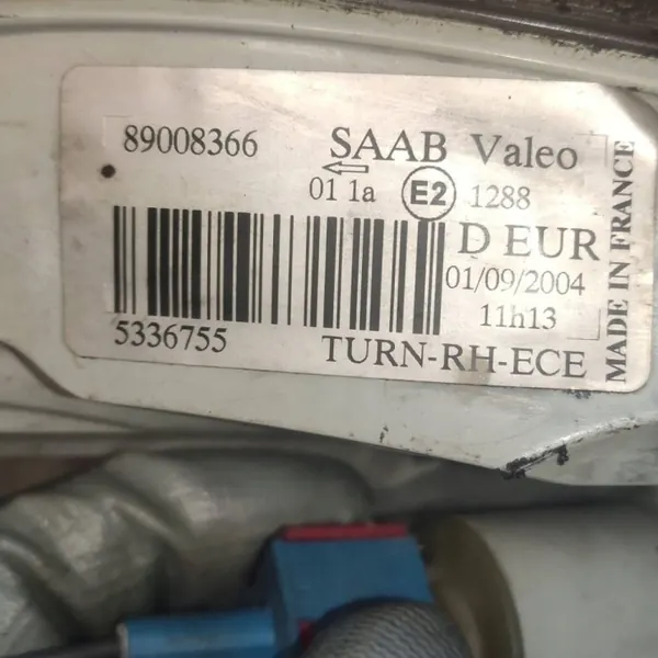 Höger Fram Blinkers OEM 89008366 för Saab 9-5 image 10