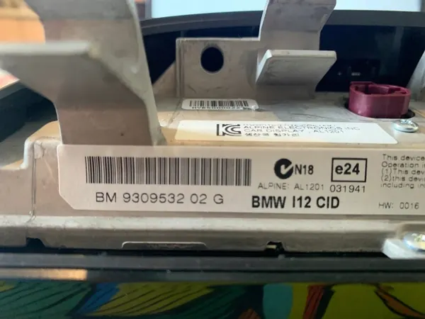 BMW i8 I12 Display Bildschirm OEM 9309532 - Gebraucht image 8