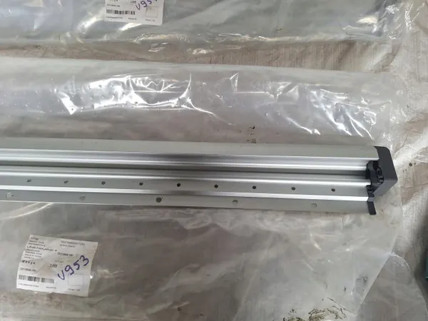 Aluminiumprofil för lastsäkring OEM 4579233 image 5
