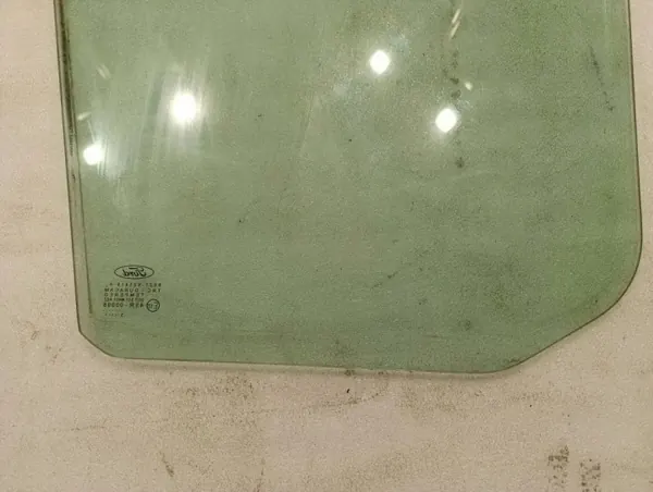 Käytetty vasen etulasi OEM DOT511M40AS2 Ford image 4
