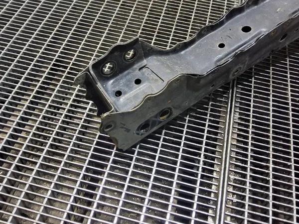 Toyota Prius XW30 vorderer Gurtstütz OEM SKE56697 image 3