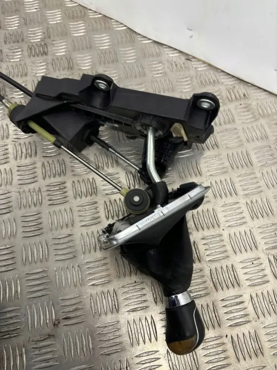 Alavanca de mudanças Ford Focus OEM 8M5R7C453BKA - Usado image 6