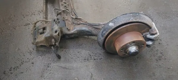 Viga do eixo traseiro OEM 564456 com discos ABS Audi image 5