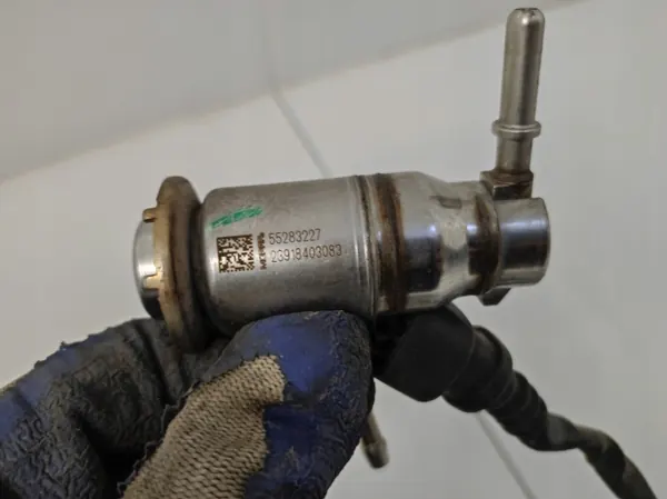 Injecteur AdBlue OEM 55283227 pour Alfa Romeo image 5