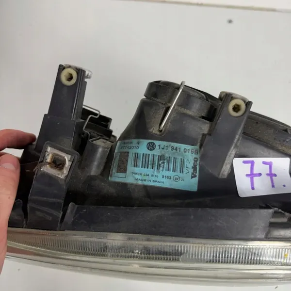 Vänster framlykta OEM JPF1J1941016B för VW Golf IV image 9
