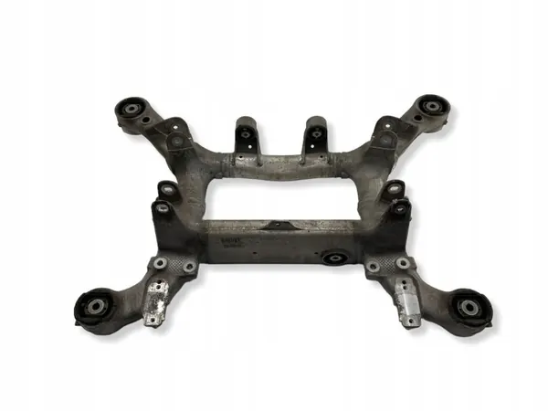 Trineo Trasero BMW 5 F10 OEM 6793803 - Usado image 2