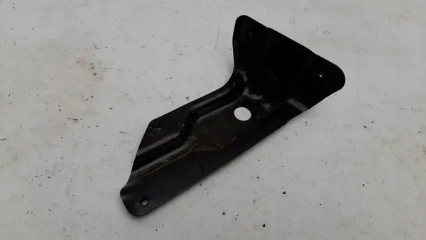 VW GOLF V 1K6 Fäste för Höger Framskärm image 2