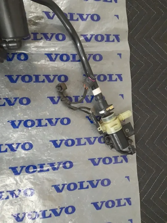Kohlefilter Volvo XC90 2018 OEM 31372291 image 3