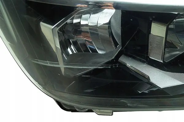 Farol dianteiro direito VW Crafter II 7C1 image 2