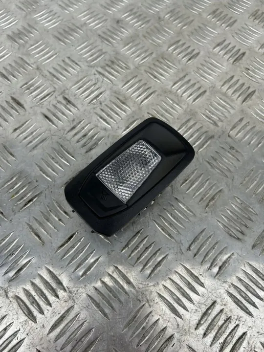 Scania NTG Modell Lamp OEM 2038533 - Begagnad image 2