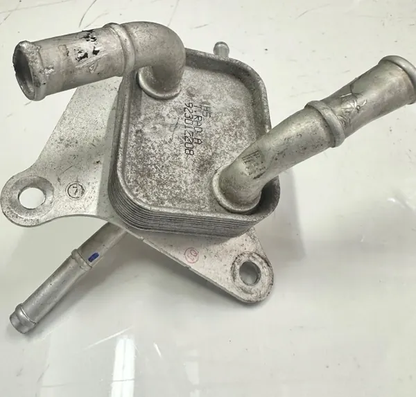 Refroidisseur de boîte Toyota H5 d'occasion pour Hybrides image 3