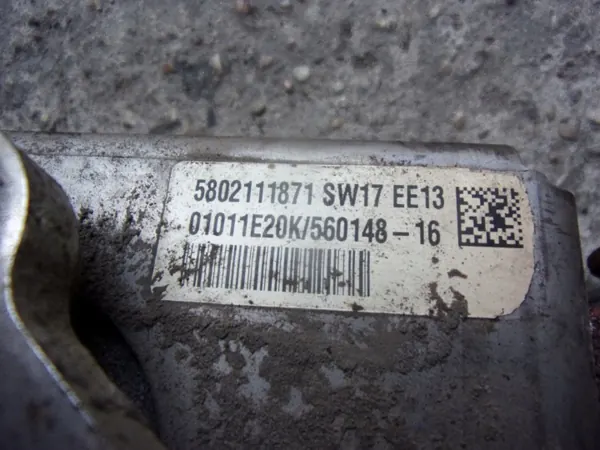 Iveco Stralis Trakker bergrem OEM 5802111871 image 3
