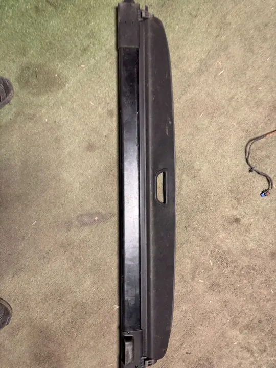 Mercedes B-Klasse W245 Kofferbakrolgordijn OEM A1698100220 image 5