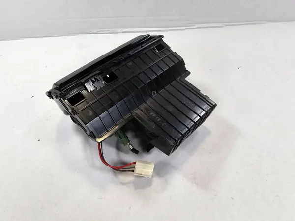 Askkopp Tändare USB-port VW T6 OEM 7E5858329 image 3