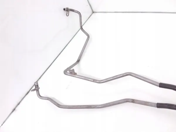 Mercedes C W205 vaihteistoöljynjäähdytysputki OEM image 3