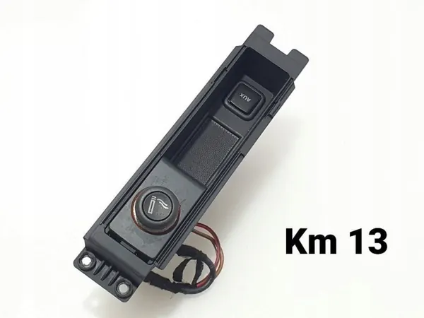 Enchufe mechero Audi A3 8P OEM 8P0863284C image 2