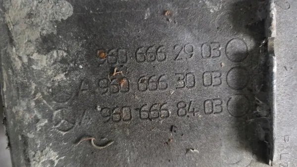 Marchepied Cabine Mercedes Actros MP4 image 4