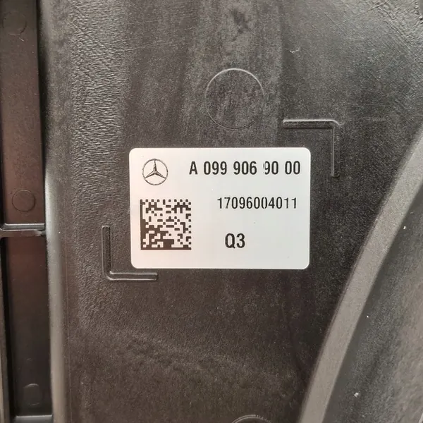 Mercedes W205 S205 A205 C63 AMG GT C190 Koelventilator image 4