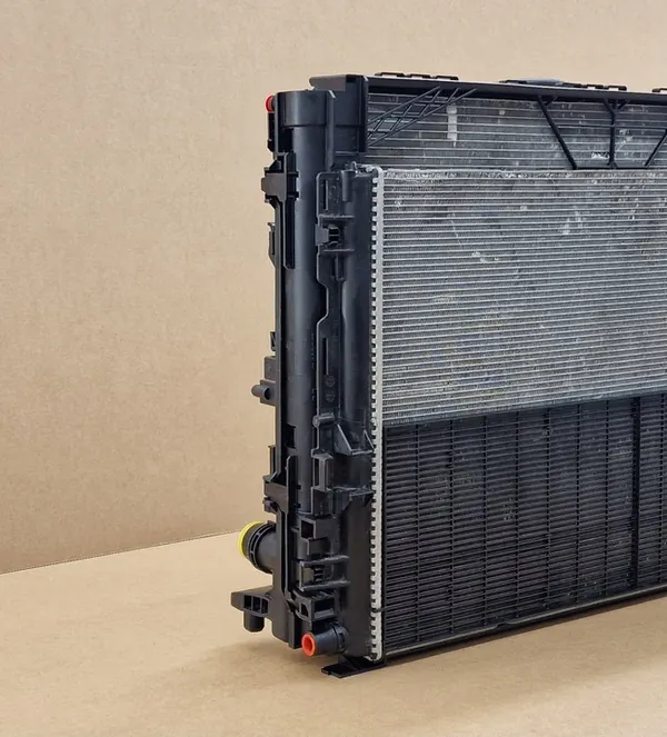 Mercedes W205 S205 A205 C63 AMG GT C190 Koelventilator image 8