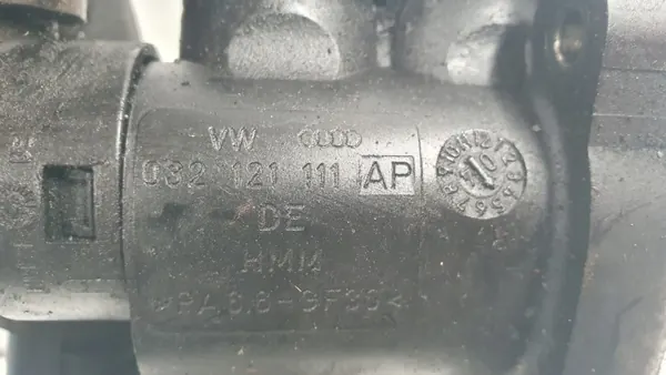 Caja termostato Skoda OE OEM 032121111ap image 3