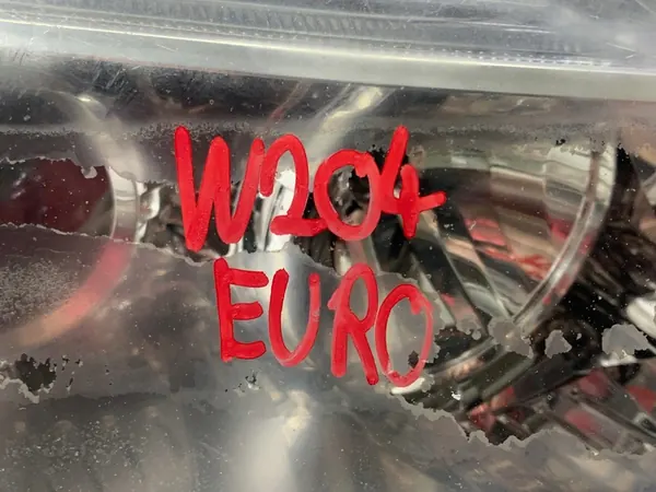 Rechter Voorlicht Mercedes W204 C-Klasse (07-14) A2048208461 image 5