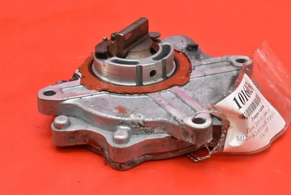 Imupumppu BMW E90 E91 2.0i 129 HV 04-10 image 5