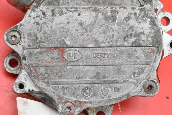 Imupumppu BMW E90 E91 2.0i 129 HV 04-10 image 8