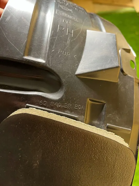 Etun oikea lokasuoja Nissan Qashqai J10 OEM 63840BR20A image 3