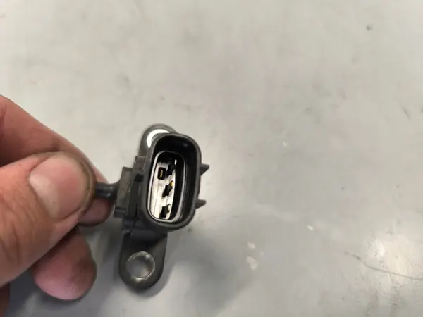 Sensor MAP de combustible Mazda 6 2.0 CITD RF7J image 3