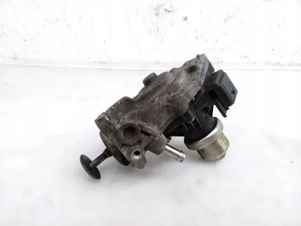 EGR-klep OEM 8513132 voor BMW F10 F20 F30 G20 G30 image 2